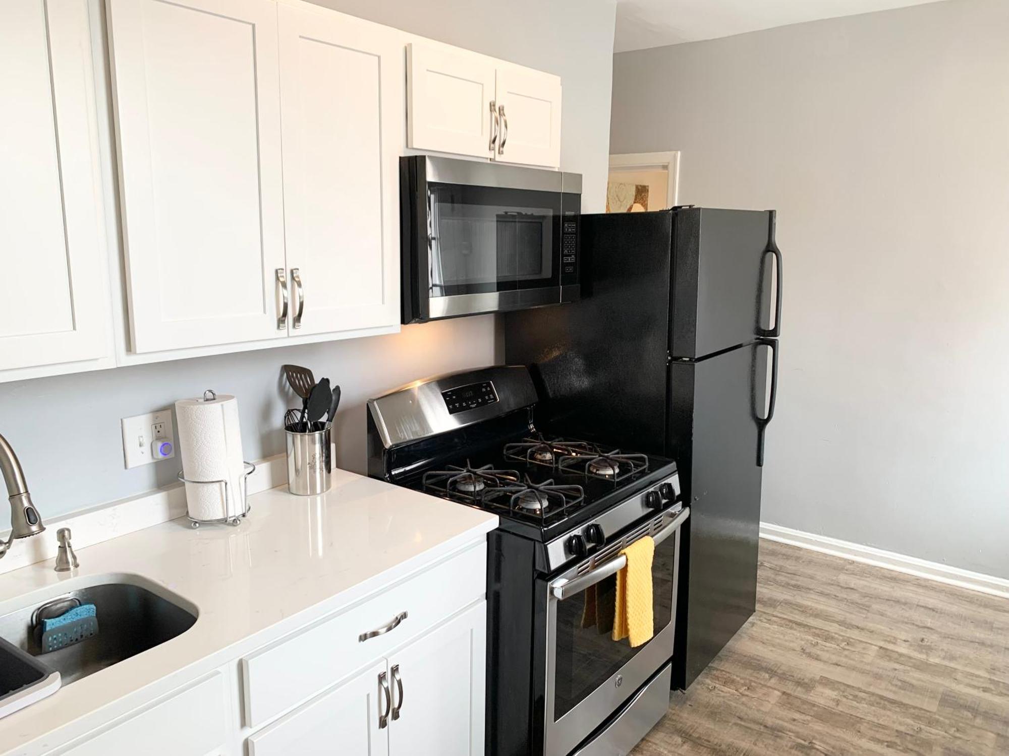 Apartment Modern Dog Friendly 1bd-1ba In Federal Hill *